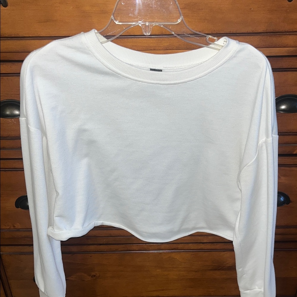 SHEIN White Long Sleeve Crop Top